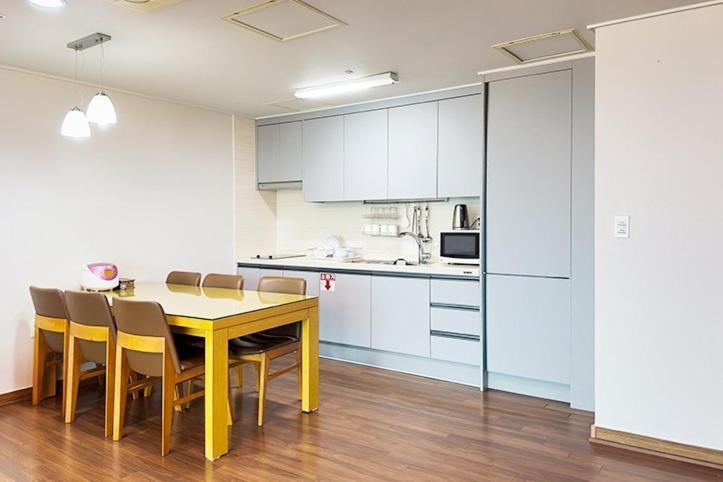 Mohang Haenaru Family Hotel บูอัน ห้อง รูปภาพ