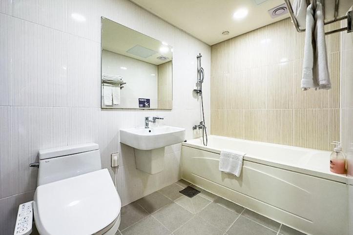 Mohang Haenaru Family Hotel บูอัน ห้อง รูปภาพ